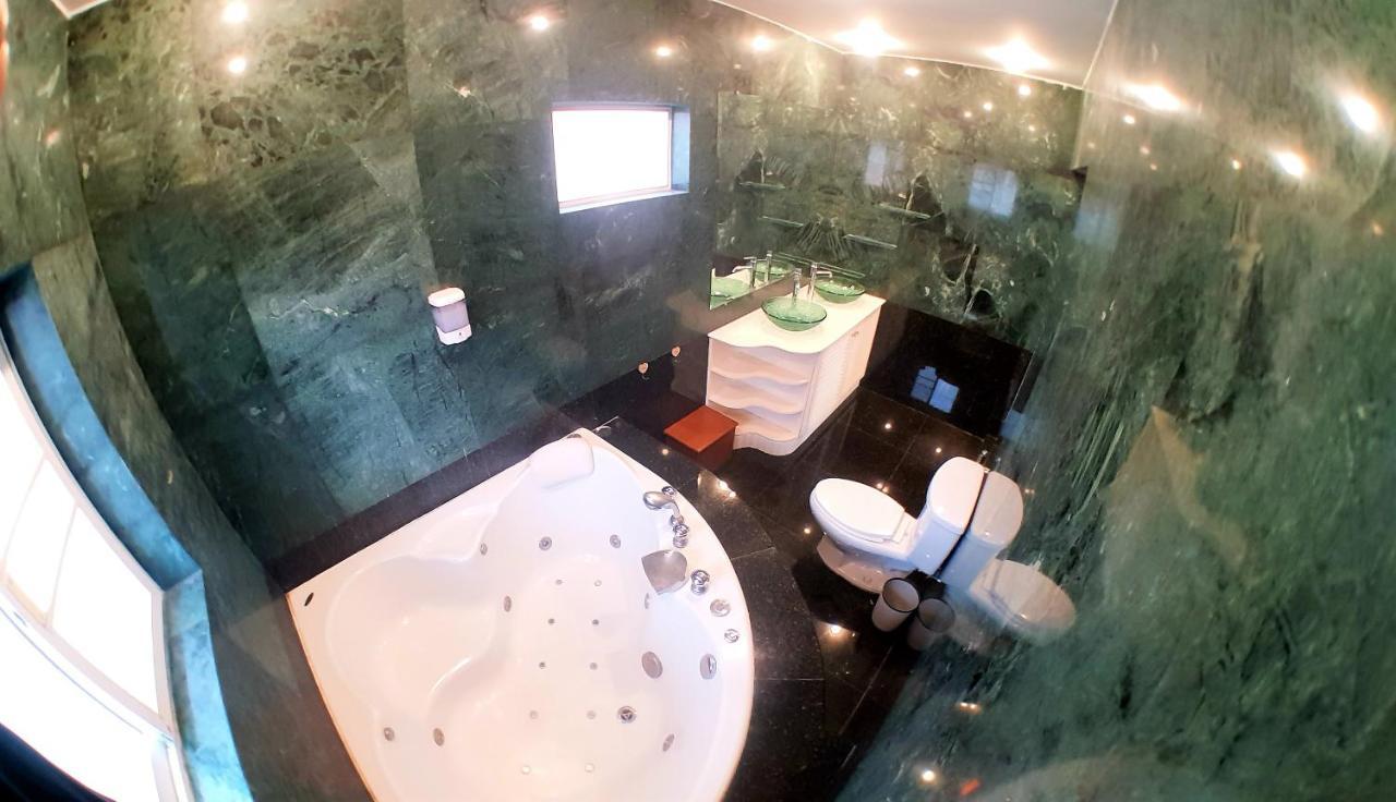 Joopland Luxury Pool Villa Pattaya Walking Street 6 Bedrooms المظهر الخارجي الصورة